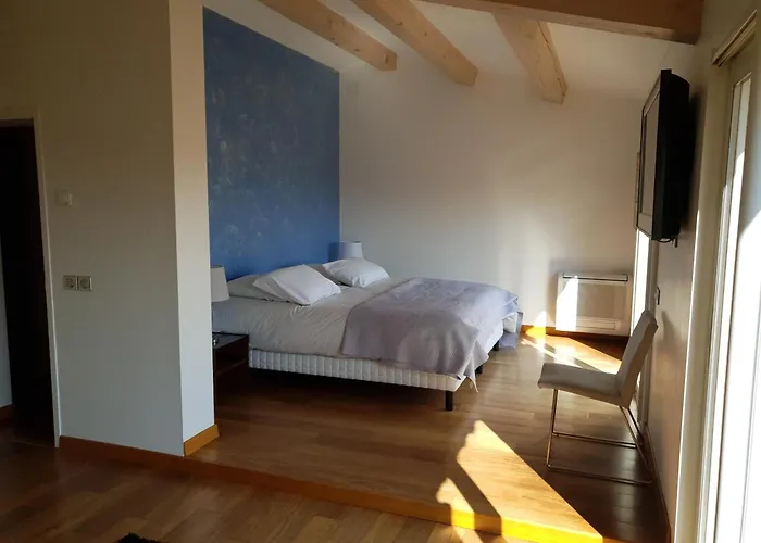 La Grande Villa